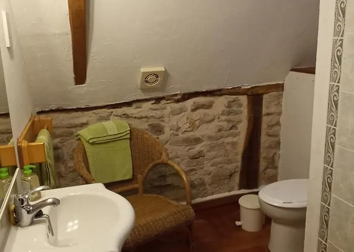 Les Et D'hotes Du Mas De Bouzou