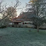 Casa de Férias Les Et D'hôtes Du Mas De Bouzou *
