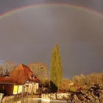 Casa de Férias Les Et D'hôtes Du Mas De Bouzou