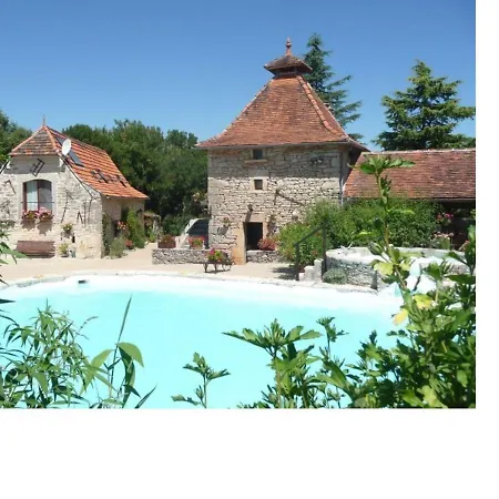 Les Et D'hotes Du Mas De Bouzou Holiday home *