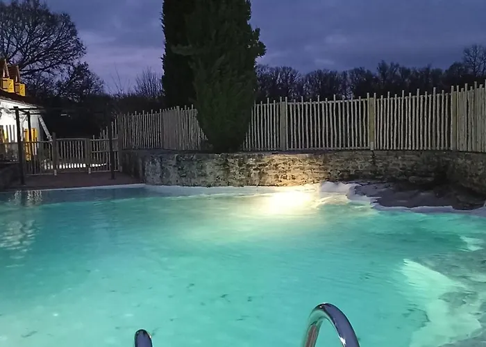 Les Et D'hotes Du Mas De Bouzou Tatil Evi Grèzes