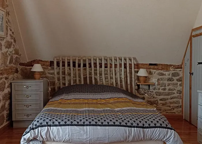 Les Et D'hotes Du Mas De Bouzou Tatil Evi *