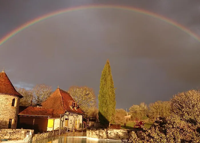 Tatil Evi Les Et D'hotes Du Mas De Bouzou